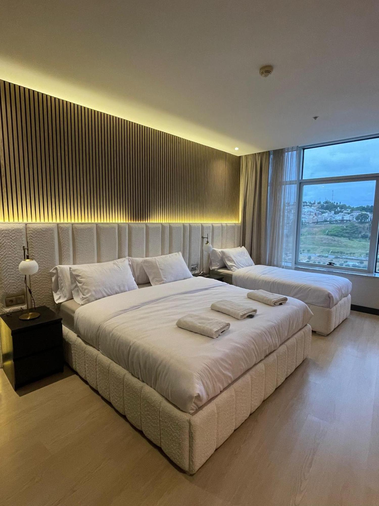 Tanger Hilton Penthouse 15 Apartment Ngoại thất bức ảnh